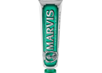 MARVIS Pasta De Dientes Menta Clásica Fuerte 85 mL